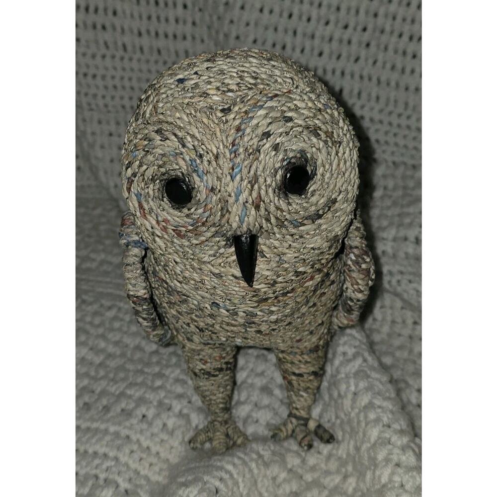 Vtg Recycled Twisted Newspaper Barn Owl Sculpture 11” Wicker Like Bird Earthy